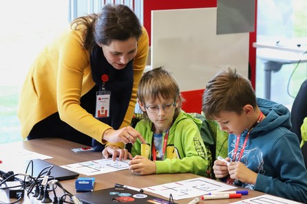 RedHat Kids Coding Academy_03.jpg