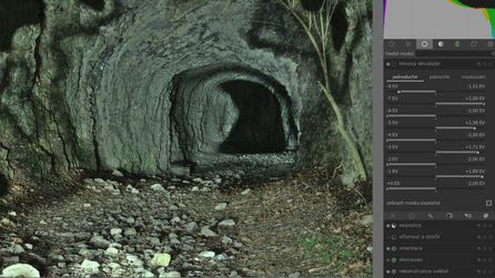 Nestandardní úprava tonality, obvykle vedoucí k haló efektu