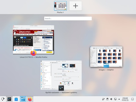 KDE Plasma 5.24 s efektem Overview (Přehled)