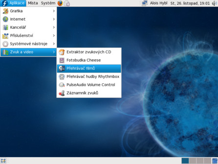 Multimediální software hned po instalaci distribuce Fedora 10