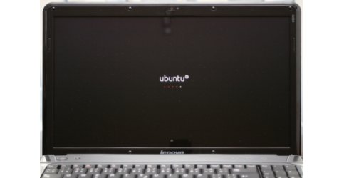 Ubuntu funguje prakticky bezproblémově