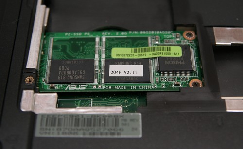 Sekundární SSD úložiště na  Mini PCI-e kartě
