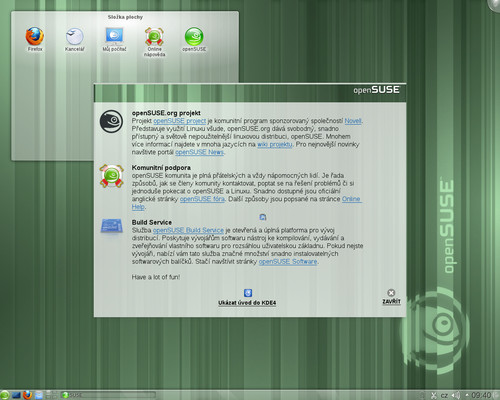 Vzhled plochy openSUSE 11.4 po instalaci