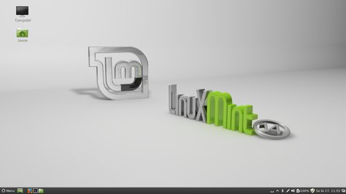 Linux Mint 14 Cinnamon pár sekund po instalaci